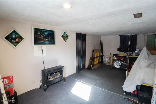 325 Market Street NE, Navarre, OH 44662