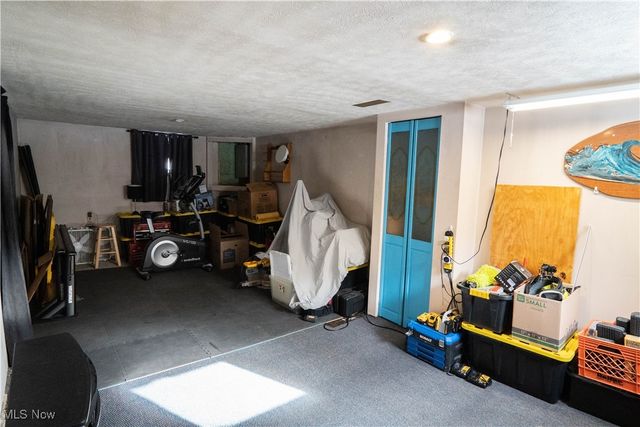 325 Market Street NE, Navarre, OH 44662