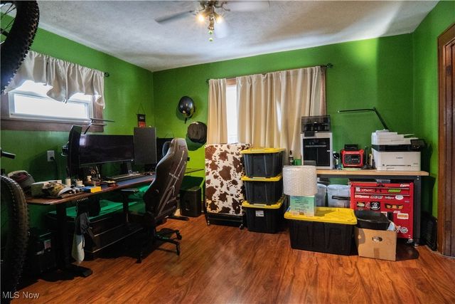 325 Market Street NE, Navarre, OH 44662