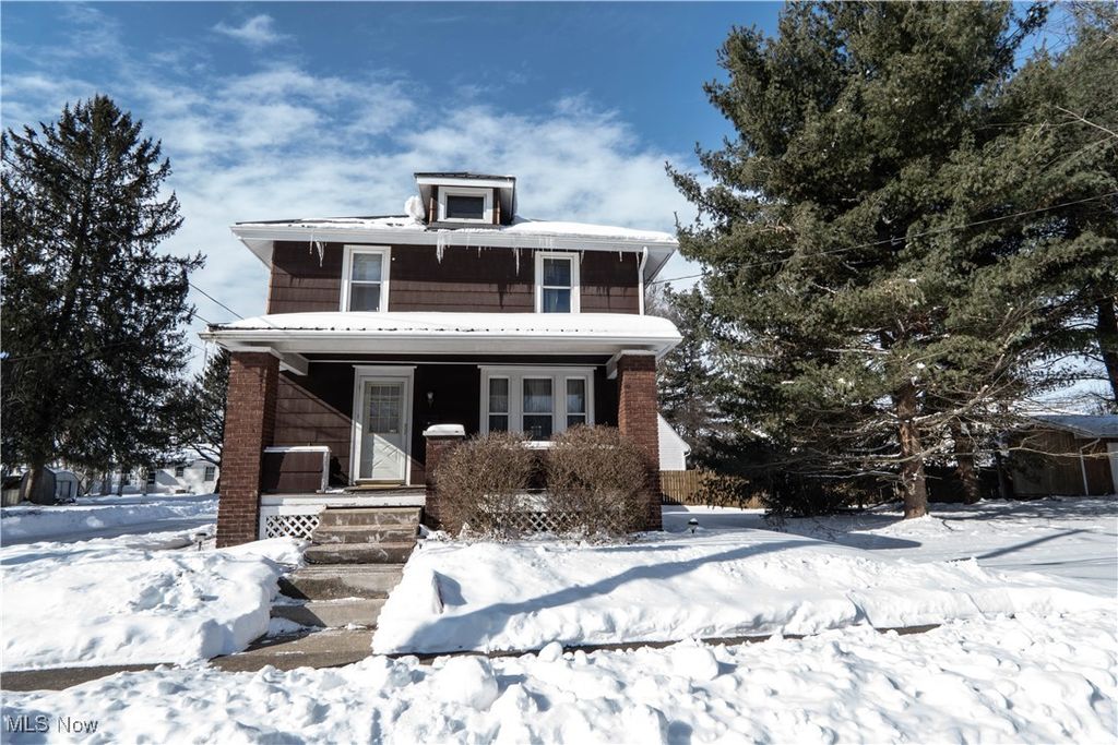 325 Market Street NE, Navarre, OH 44662