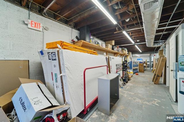 593 New York Avenue, Lyndhurst, NJ 07071