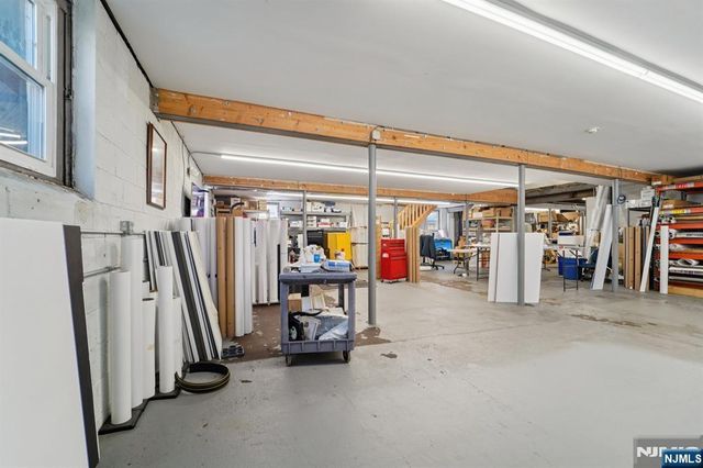 593 New York Avenue, Lyndhurst, NJ 07071