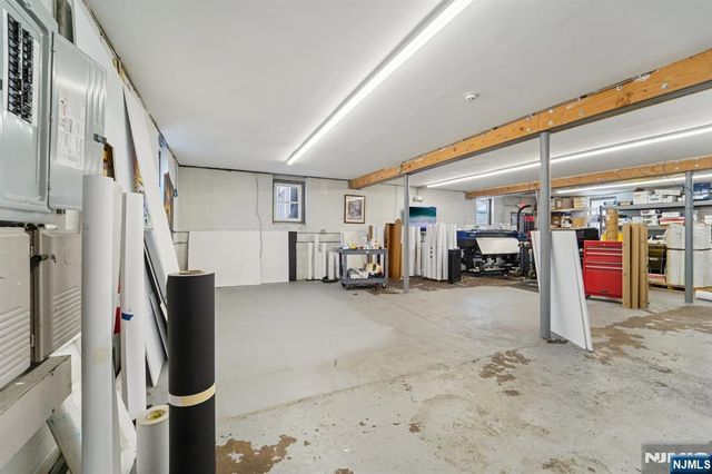 593 New York Avenue, Lyndhurst, NJ 07071