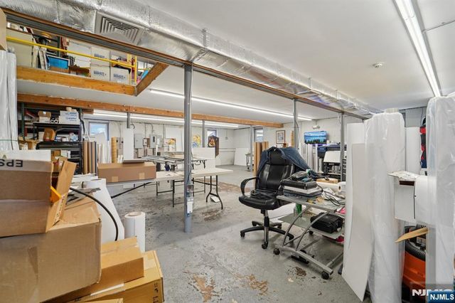 593 New York Avenue, Lyndhurst, NJ 07071