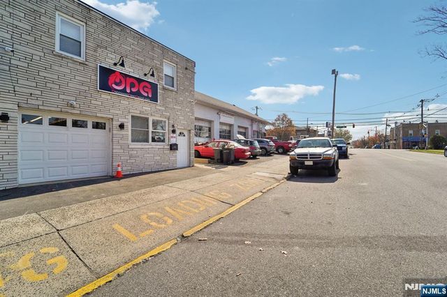 593 New York Avenue, Lyndhurst, NJ 07071