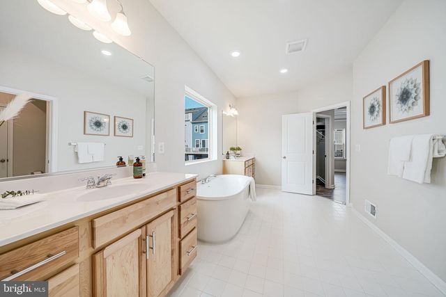 9563 JEFFERSON ST, Manassas, VA 20110