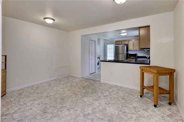 112 Peninsula ST, Williamsburg, VA 23188