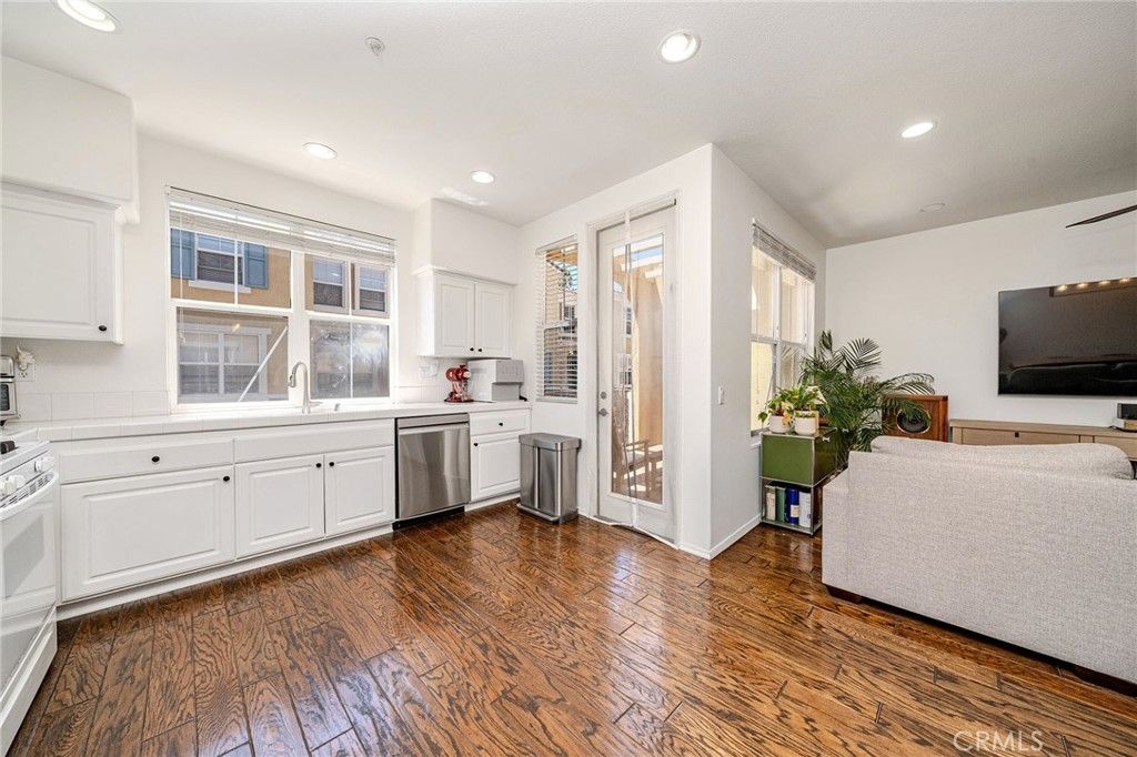 1406 Terra Bella, Irvine, CA 92602 — photo 3