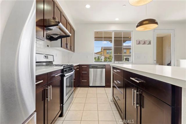 909 Santa Fe Avenue E, San Gabriel, CA 91776