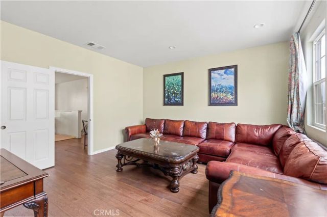 909 Santa Fe Avenue E, San Gabriel, CA 91776