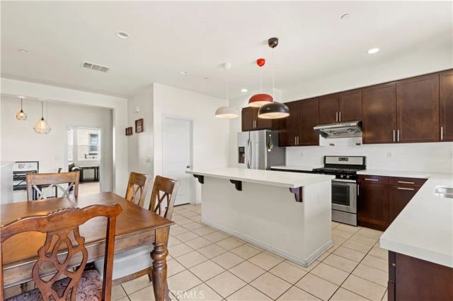 909 Santa Fe Avenue E, San Gabriel, CA 91776