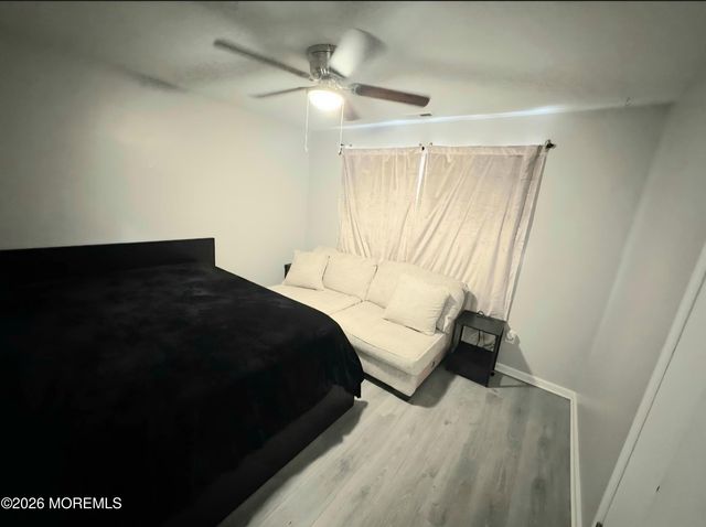 2 Medley Lane, Willingboro, NJ 08046