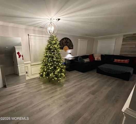 2 Medley Lane, Willingboro, NJ 08046