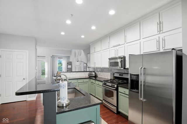 6587 Reserve Drive, Indianapolis, IN 46220