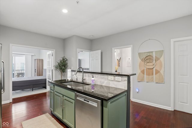 6587 Reserve Drive, Indianapolis, IN 46220