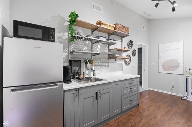 6587 Reserve Drive, Indianapolis, IN 46220