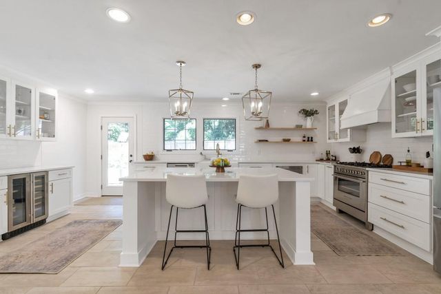32 4th NE Avenue, Atlanta, GA 30317