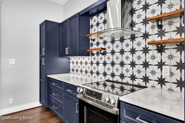 914 Ash St, Louisville, KY 40217