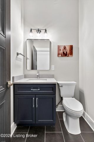 914 Ash St, Louisville, KY 40217