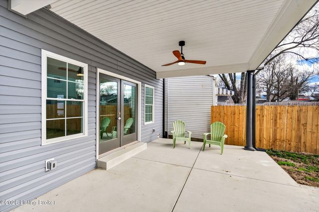 914 Ash St, Louisville, KY 40217