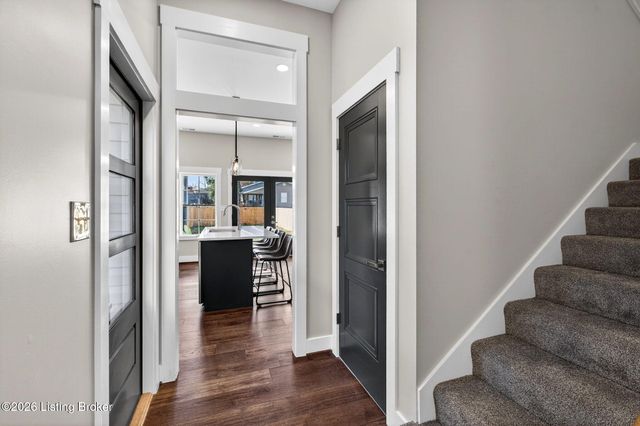 914 Ash St, Louisville, KY 40217