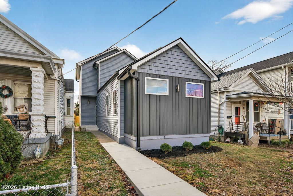 914 Ash St, Louisville, KY 40217