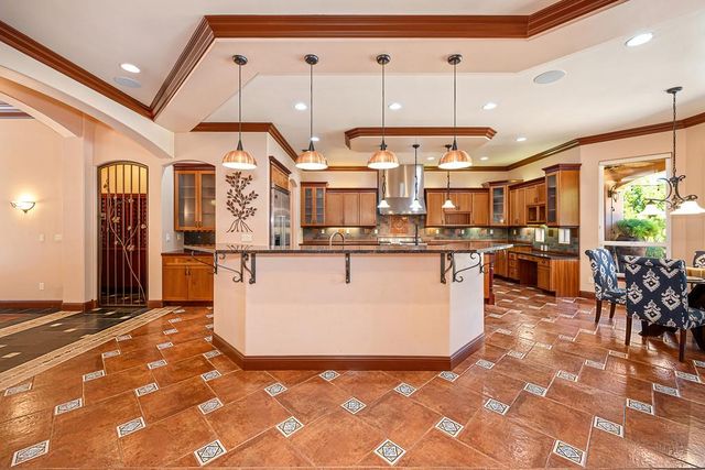 8614 Ashbury Ct, Roseville, CA 95747