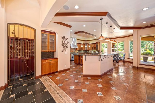 8614 Ashbury Ct, Roseville, CA 95747