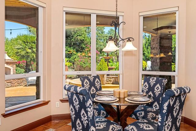 8614 Ashbury Ct, Roseville, CA 95747