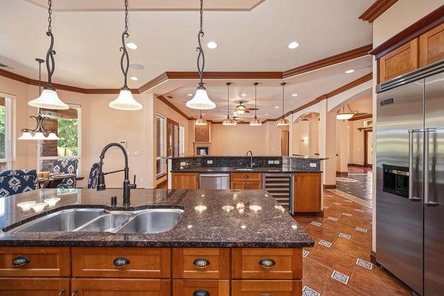 8614 Ashbury Ct, Roseville, CA 95747