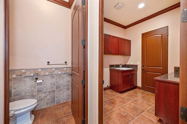8614 Ashbury Ct, Roseville, CA 95747