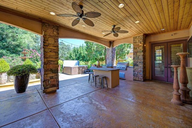 8614 Ashbury Ct, Roseville, CA 95747