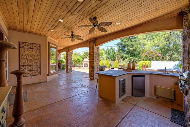 8614 Ashbury Ct, Roseville, CA 95747