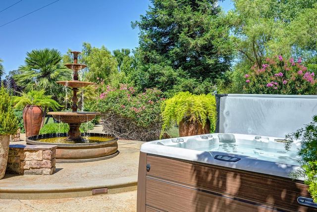 8614 Ashbury Ct, Roseville, CA 95747