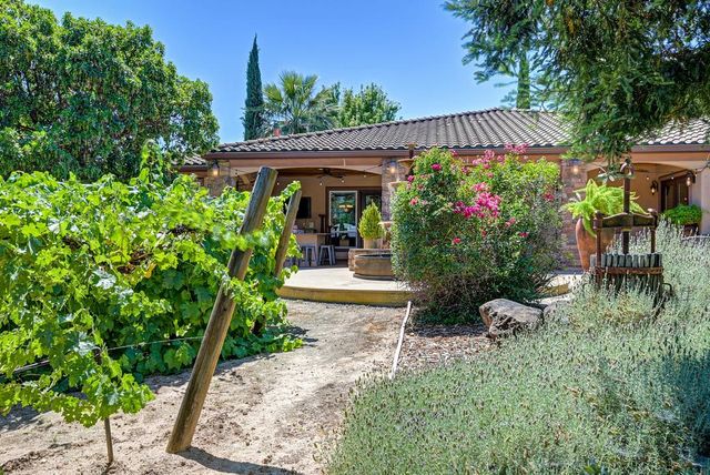 8614 Ashbury Ct, Roseville, CA 95747