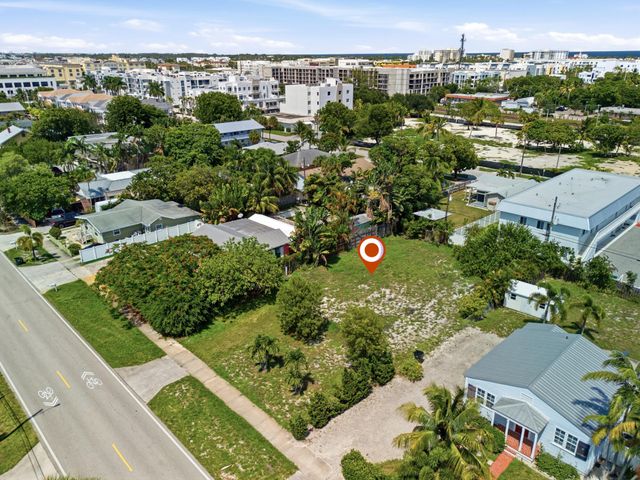 233 S SWINTON Avenue, Delray Beach, FL 33444