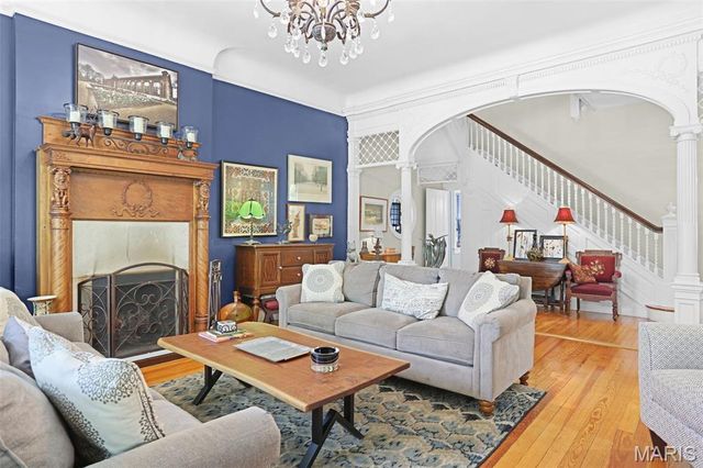 3451 Halliday Avenue, St Louis, MO 63118