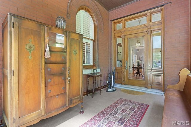 3451 Halliday Avenue, St Louis, MO 63118