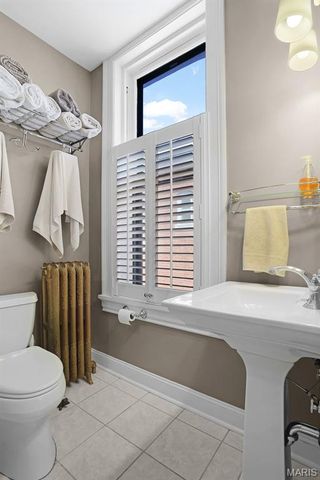 3451 Halliday Avenue, St Louis, MO 63118