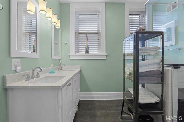 3451 Halliday Avenue, St Louis, MO 63118