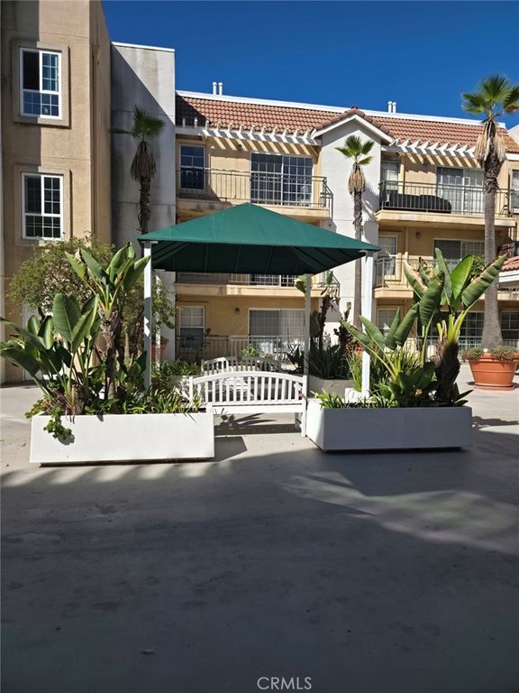 4760 Templeton 3204, Los Angeles, CA 90032 — photo 3