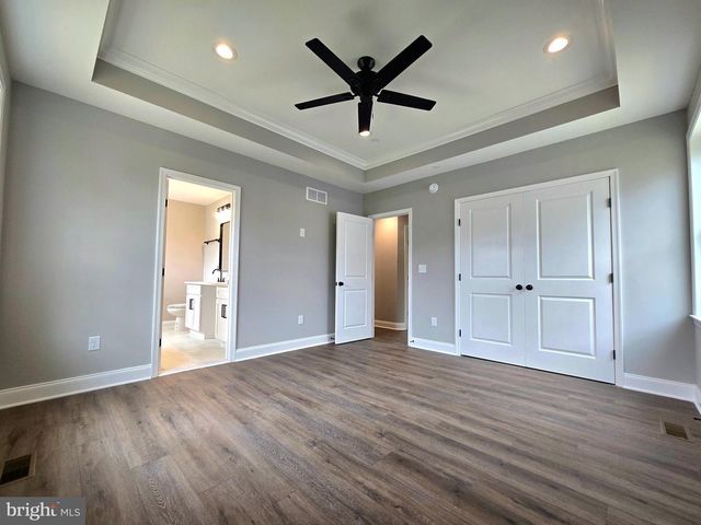 121 BISHOP AVE, Baltimore, MD 21225