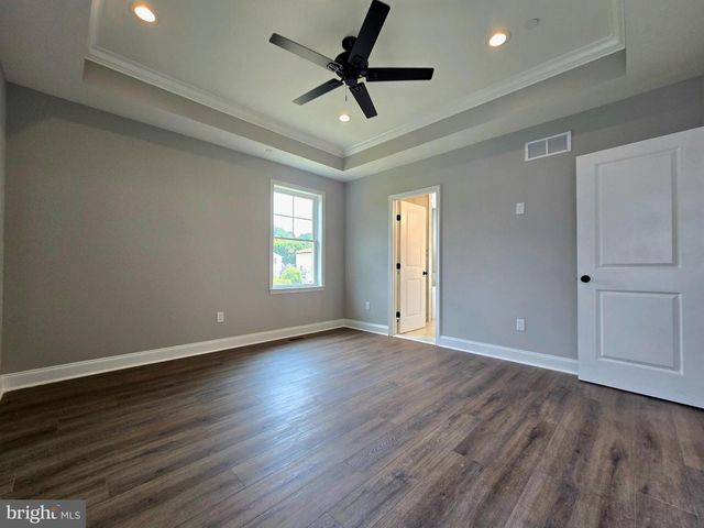 121 BISHOP AVE, Baltimore, MD 21225