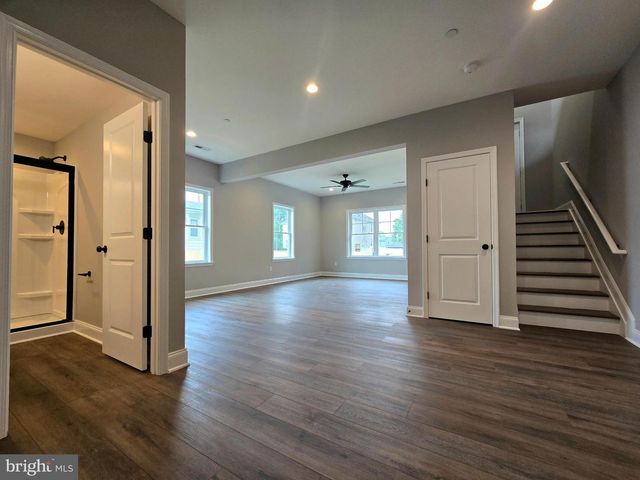 121 BISHOP AVE, Baltimore, MD 21225