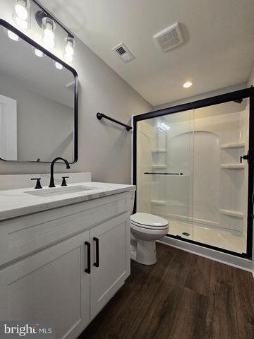 121 BISHOP AVE, Baltimore, MD 21225