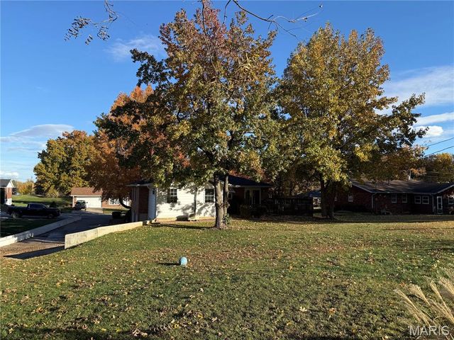 17 D'Ville Place, Hannibal, MO 63401