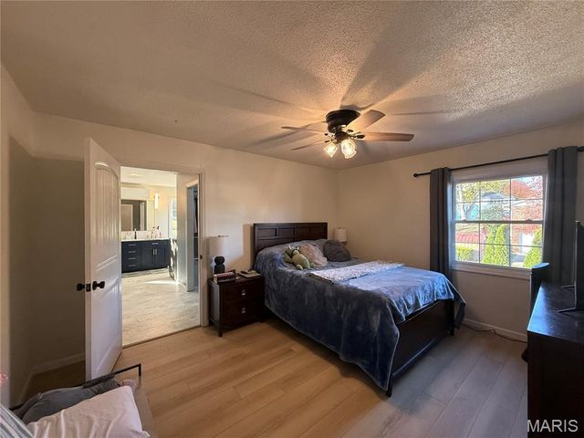 17 D'Ville Place, Hannibal, MO 63401