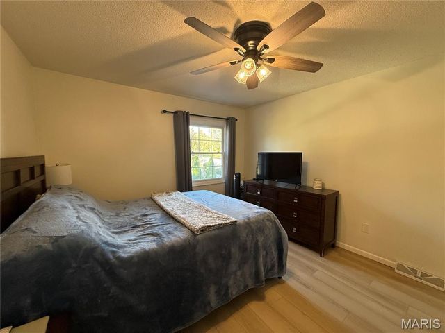 17 D'Ville Place, Hannibal, MO 63401