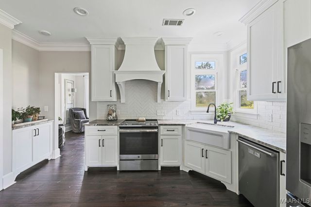 457 Hummingbird Lane, Pike Road, AL 36064