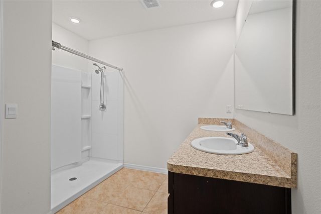 2143 KALIN WAY, Tavares, FL 32778